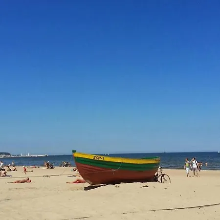 Appartement Attractive Big In Center Near The Beach!