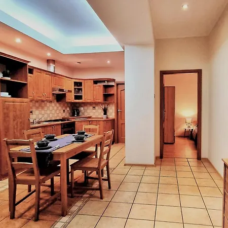 Attractive Big In Center Near The Beach! Appartement *