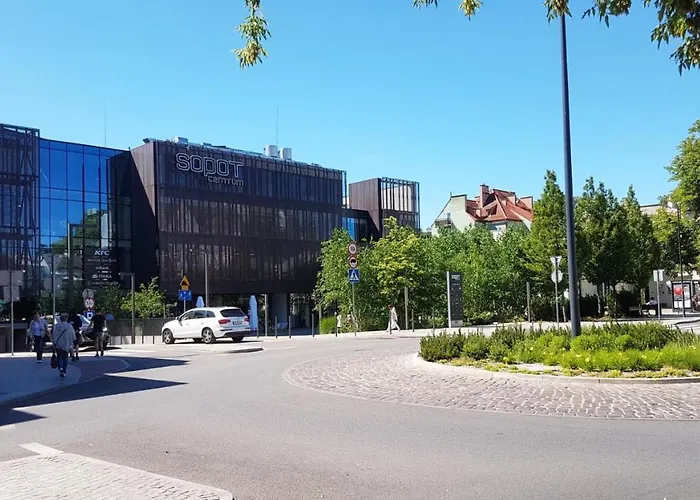 شقة In Center Near The *