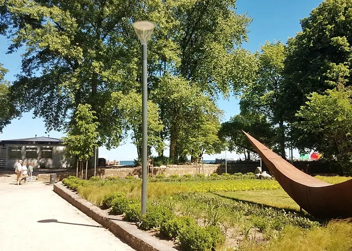 In Center Near The * سوبوت