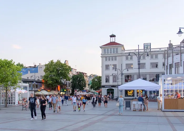 아파트 In Center Near The